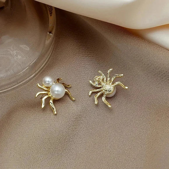 Faux Pearl Halloween Spider Earrings Personalized Creative Gold Tone - Picture 4 of 5